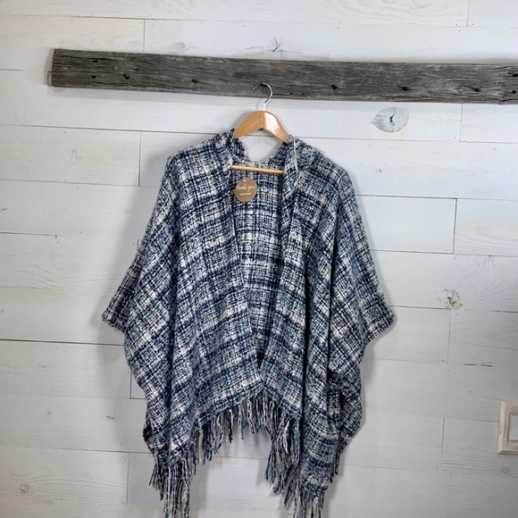 Super Soft Knit Hooded Cape - Picture 3 of 7